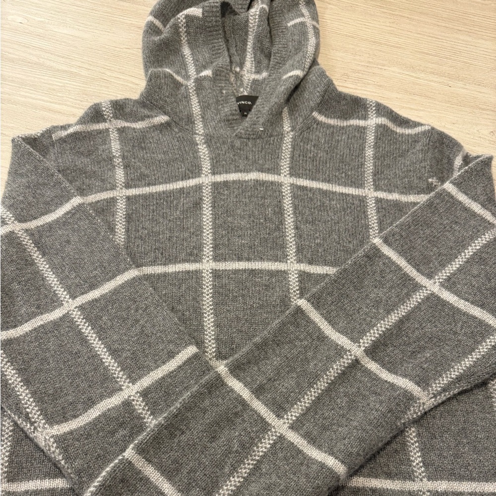 Vince men’s cashmere hoodie xL